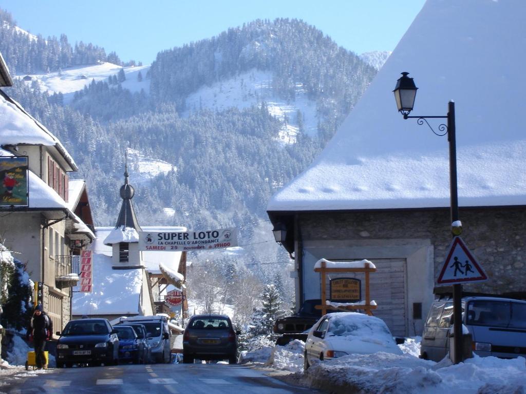 La Ferme Du Chateau Abondance Oda fotoğraf